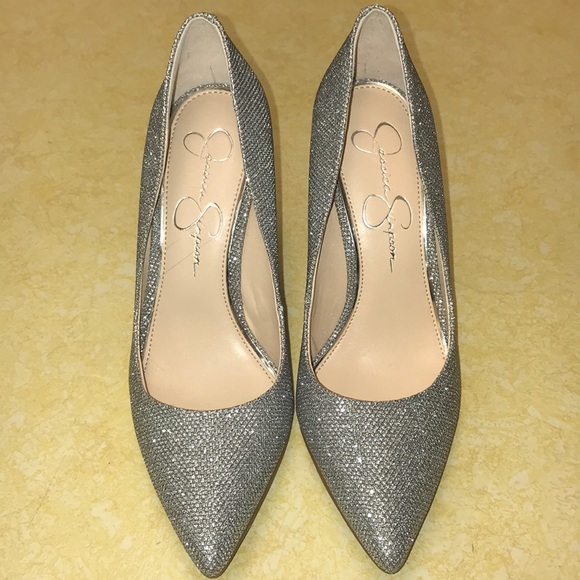 Jessica Simpson Silver Calexico Pumps - Picture 3 of 5